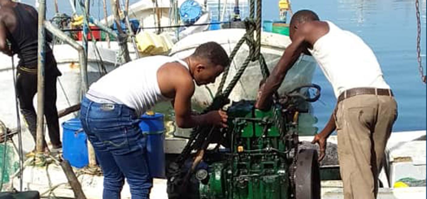 somali engine repair workshop