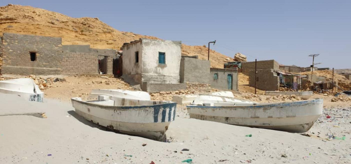 Beached boats in Bander Beyla Boats are beached in Bander Beyla, Puntland, Somalia awaiting fishers. Fisheris Co-Management. Registration. Licenses. Revenue.
